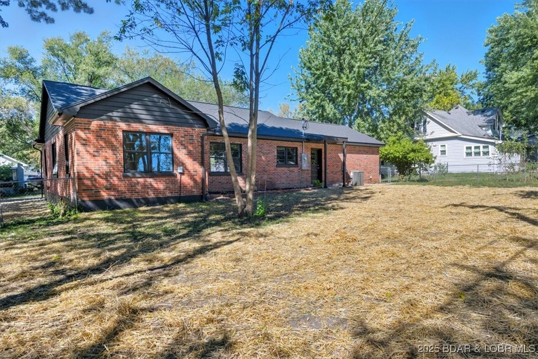 304 South Maple Street Eldon, MO 65026 - Photo 18 of 50