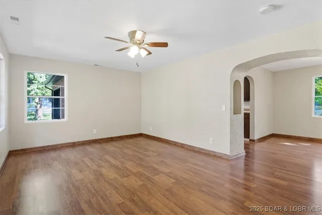 $199,900 | 304 South Maple Street, Eldon, MO 65026