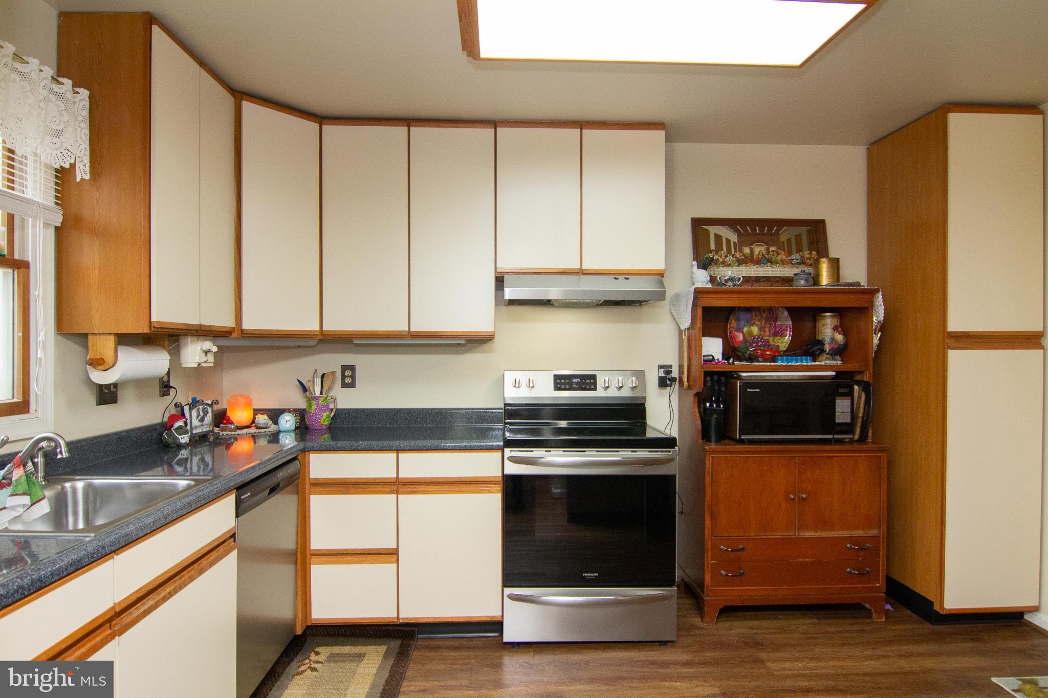 10121 Guilford Road Jessup, MD 20794 - Photo 11 of 35 Gallery Image 11