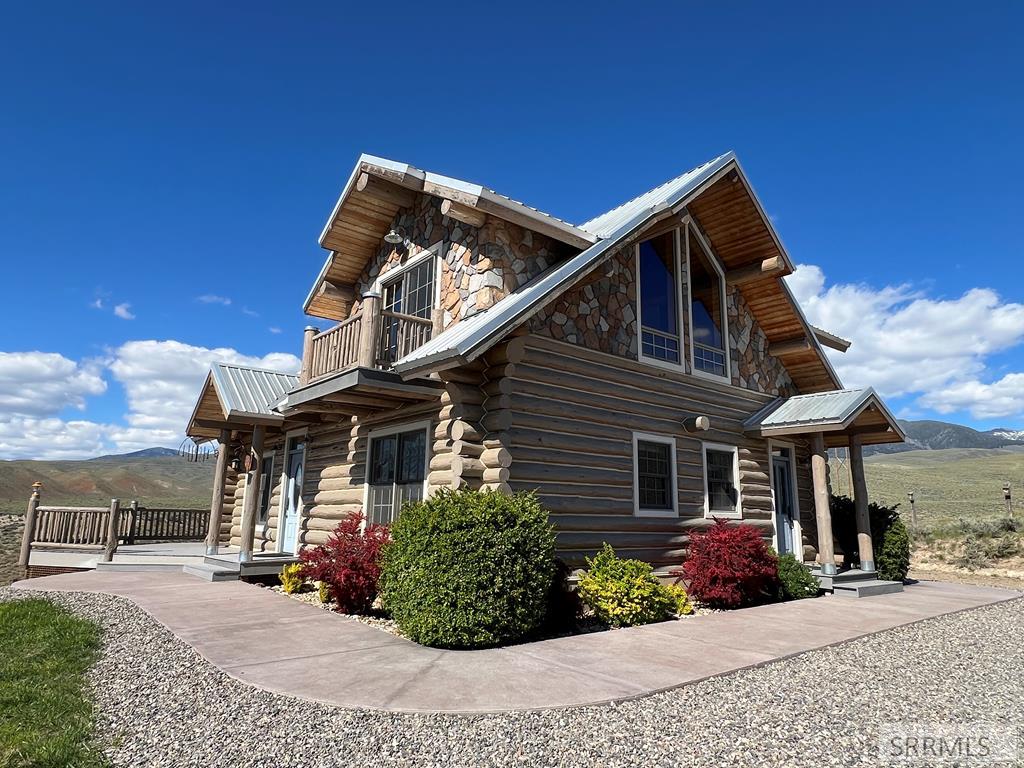 45 Whisper Ridge Road Salmon, ID 83467 - Photo 2 of 55