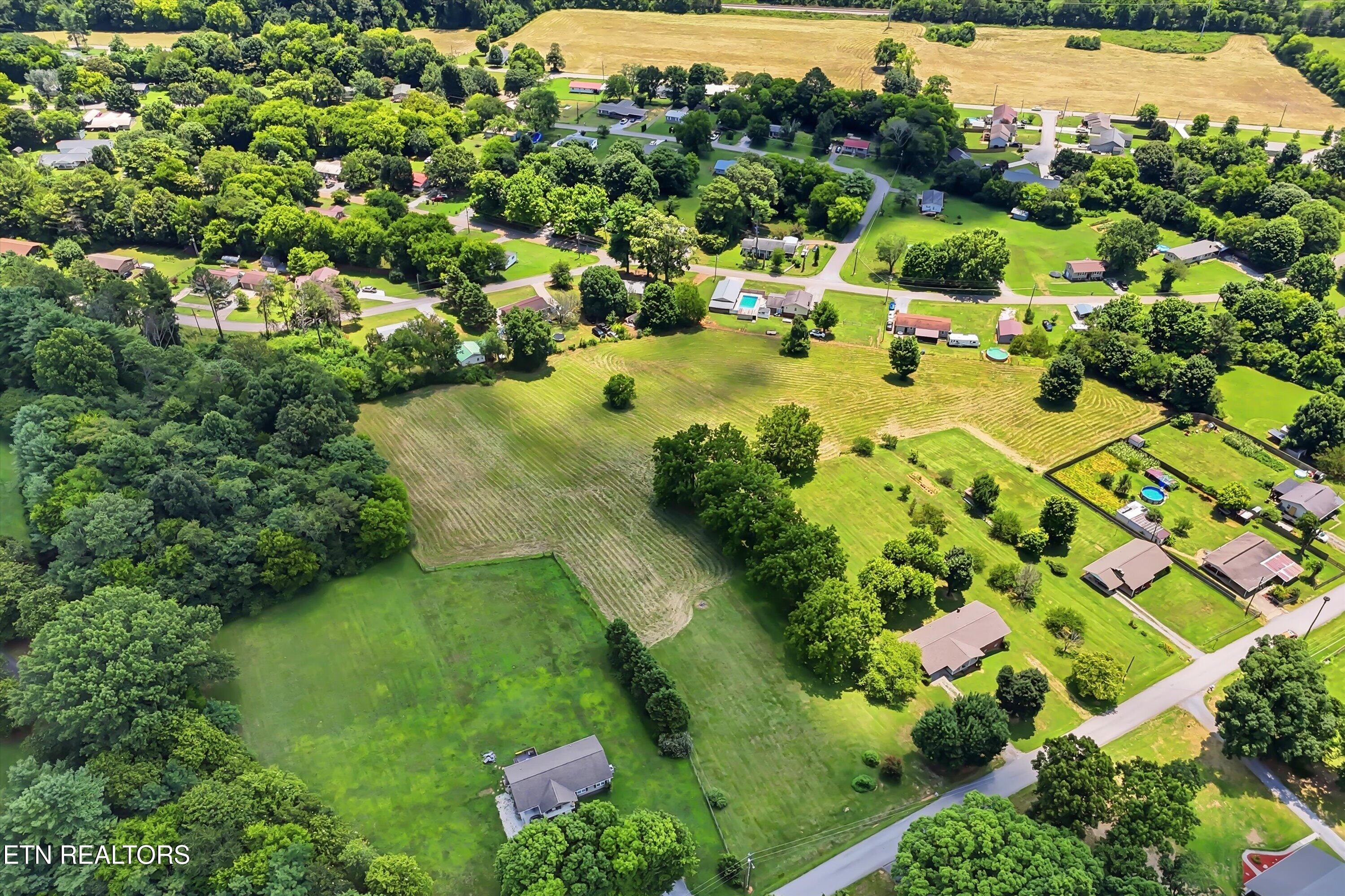 1035 Green Road Madisonville, TN 37354 - Photo 15 of 46 16-FINAL-16