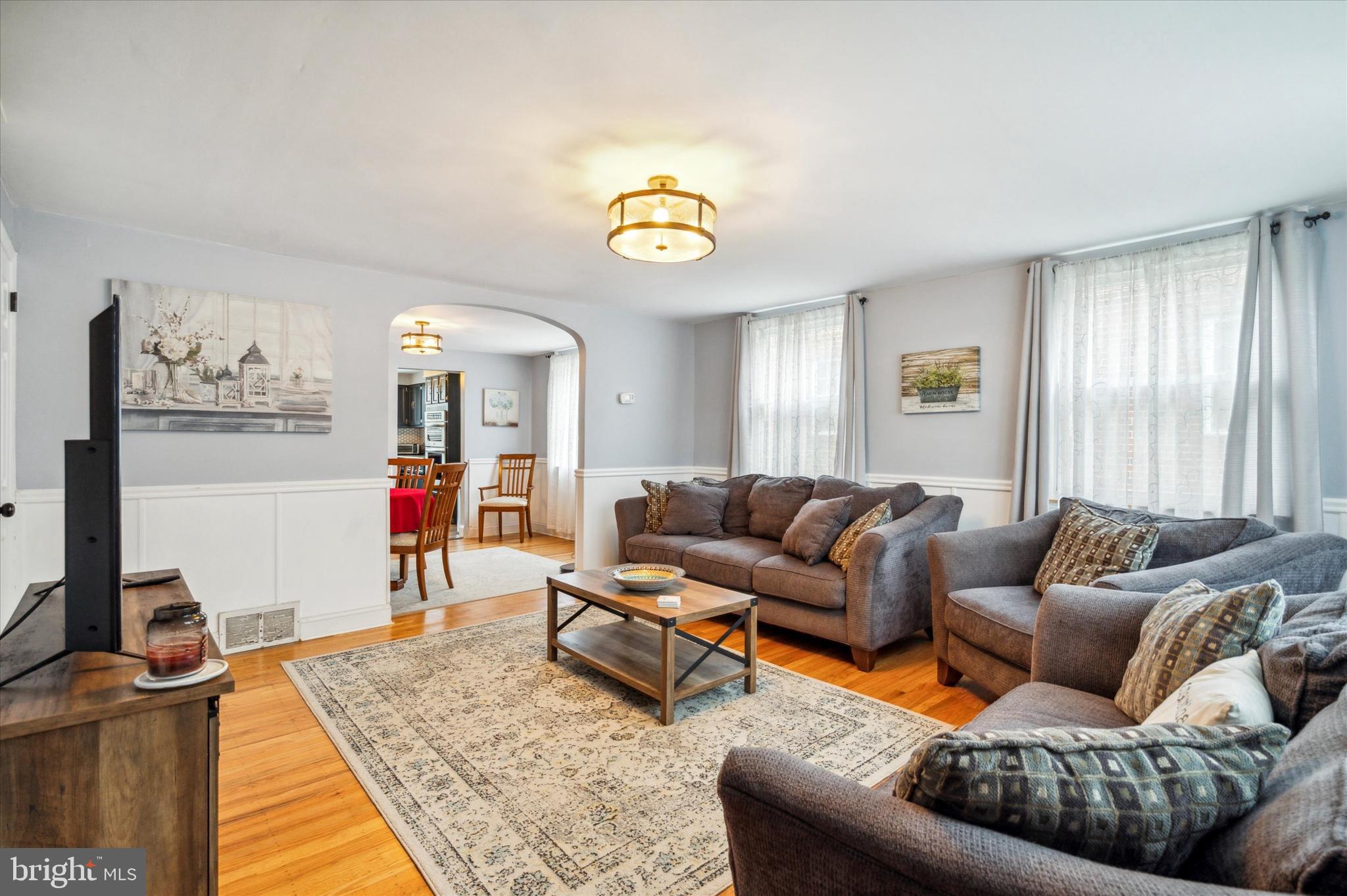 3536 Grant Avenue Philadelphia, PA 19114 - Photo 2 of 25