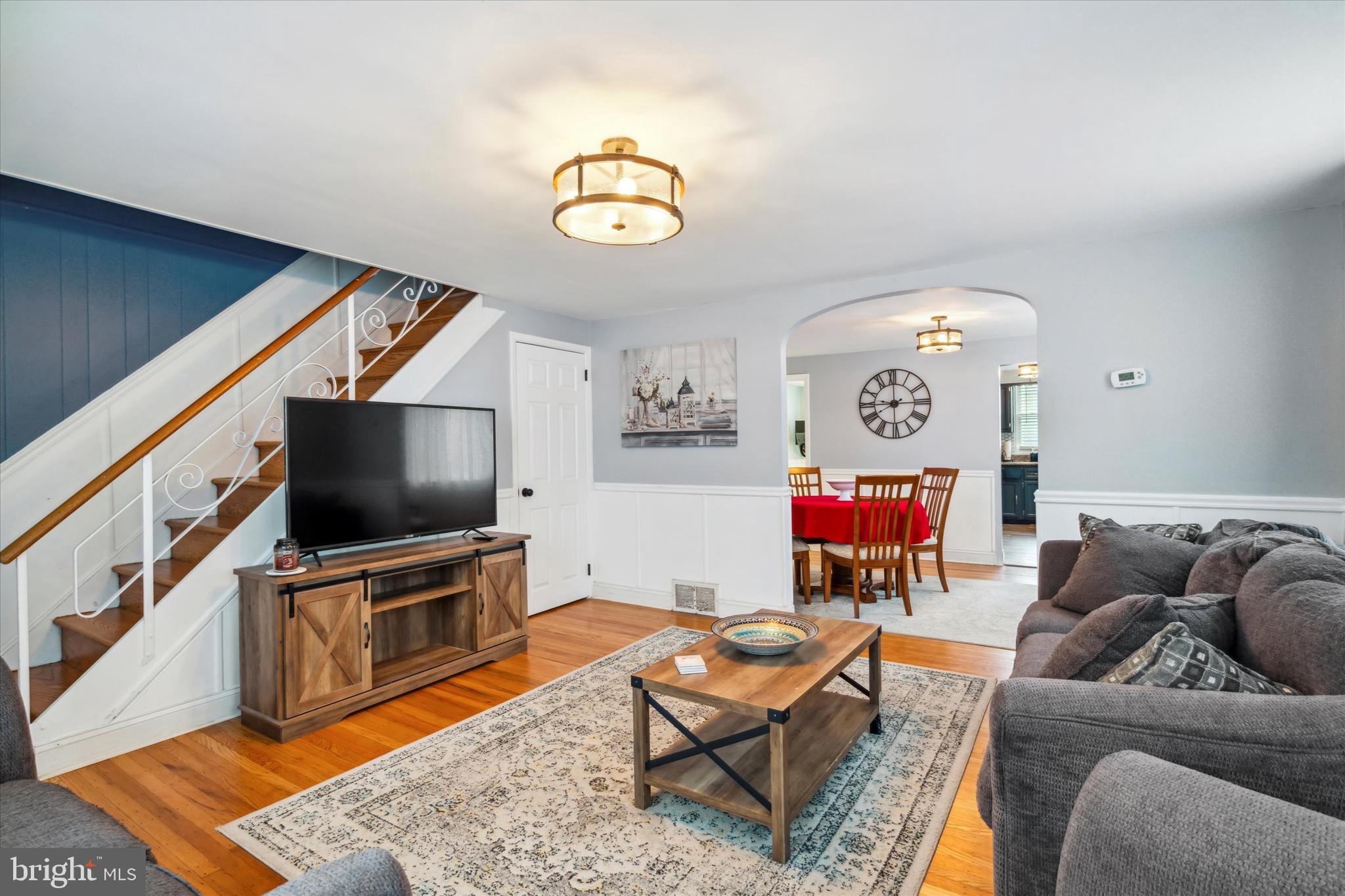 3536 Grant Avenue Philadelphia, PA 19114 - Photo 4 of 25