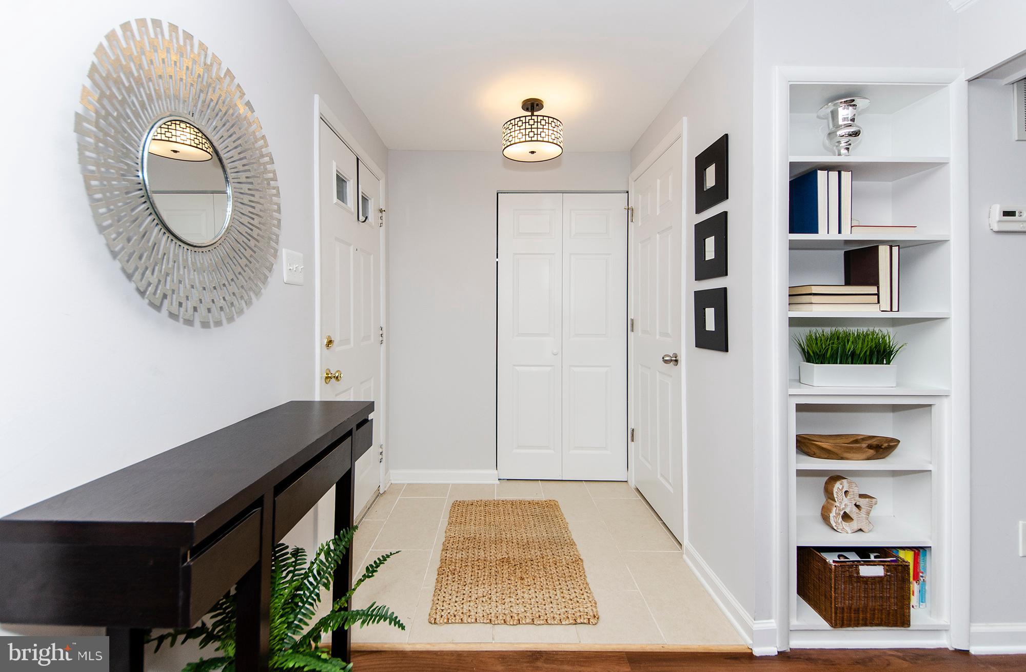 2351 Middle Creek Lane Reston, VA 20191 - Photo 3 of 27 Welcoming foyer