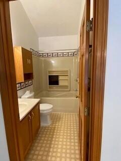 1072 Post Road, Unit 233 Wells, ME 04090 - Photo 8 of 22 bathroom