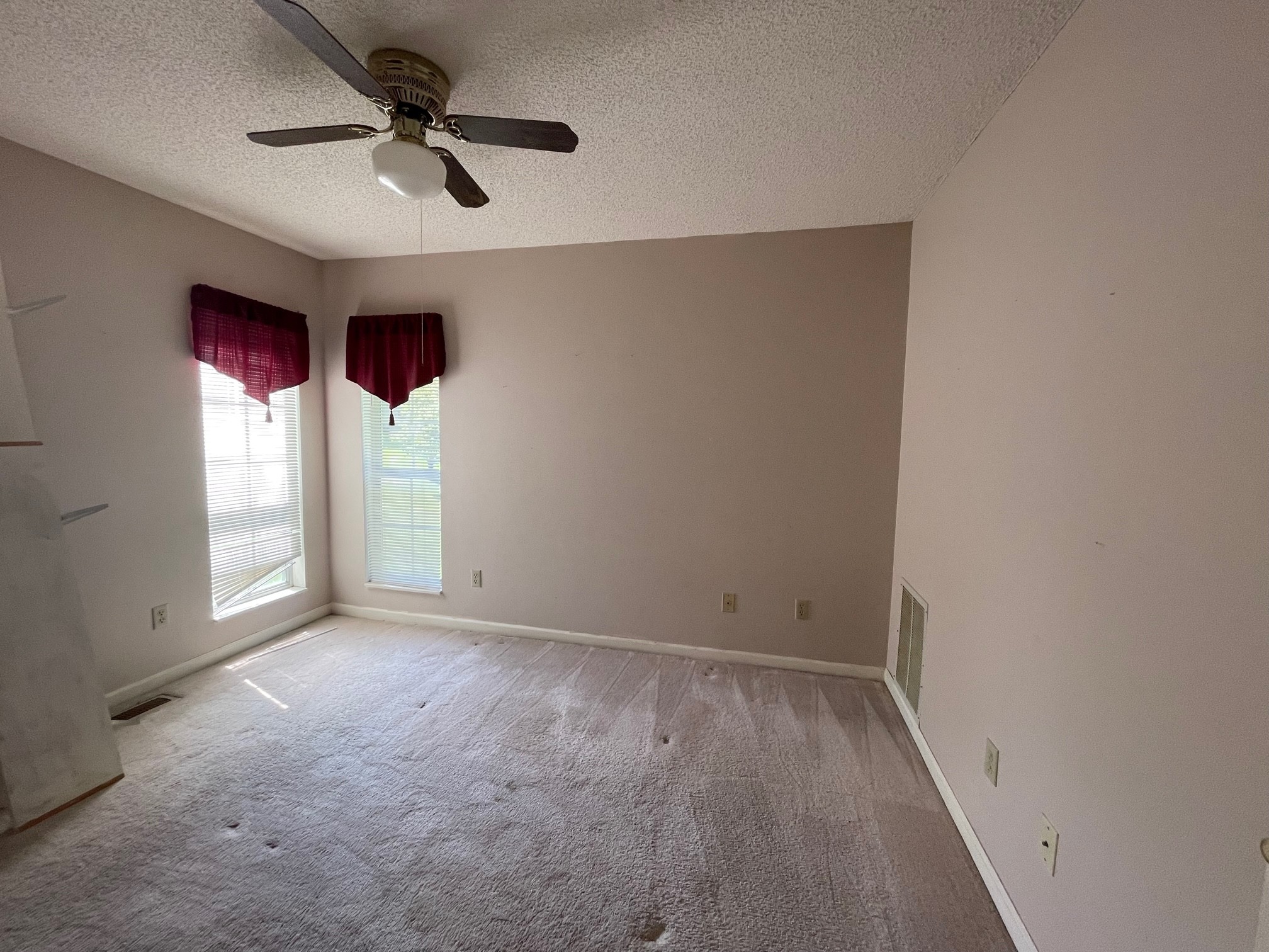 940 Pigeon Ridge Road Crossville, TN 38572 - Photo 22 of 26 Gallery Image 22