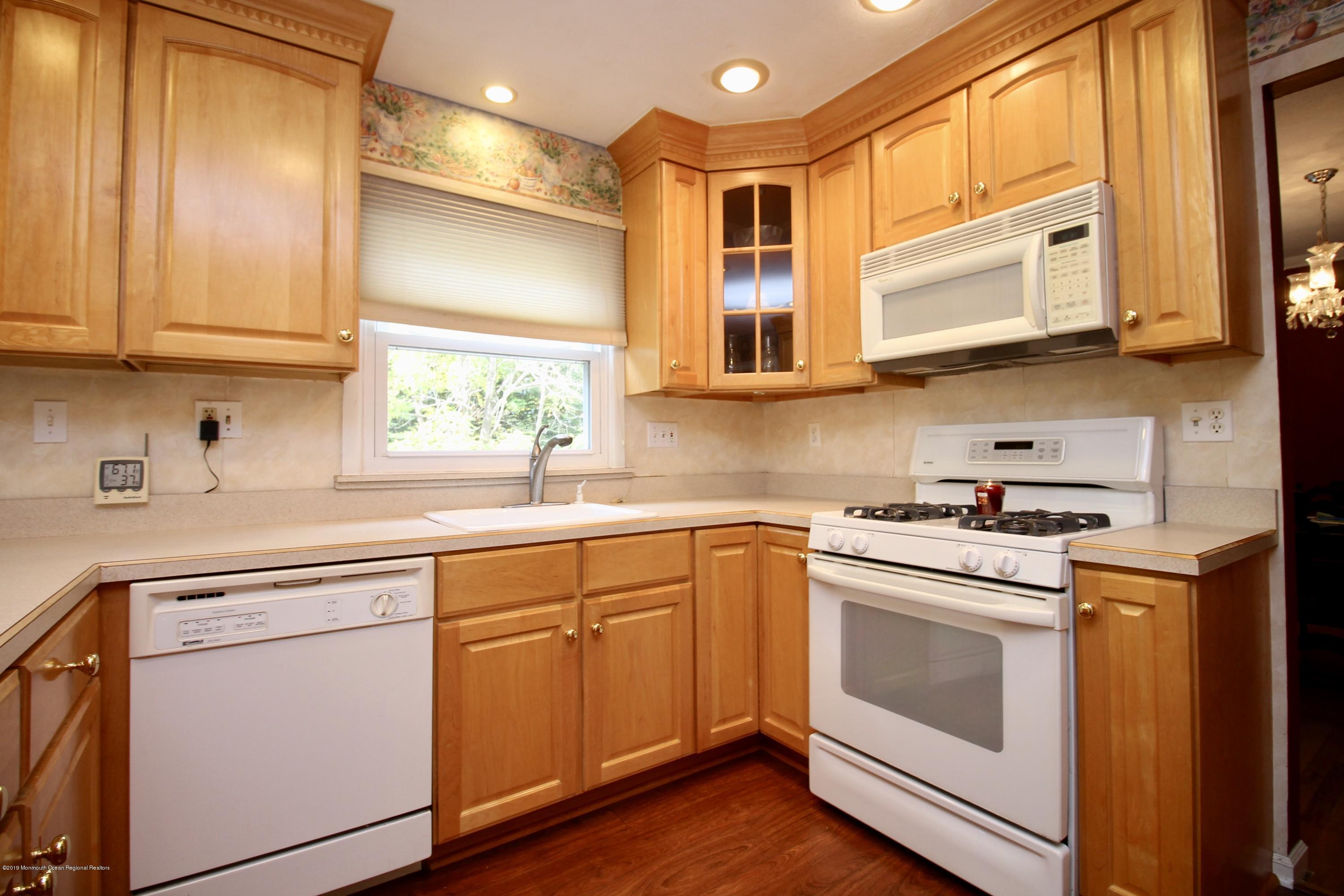 219 Kings Mountain Road Freehold, NJ 07728 - Photo 14 of 46 fullsizeoutput_32f4