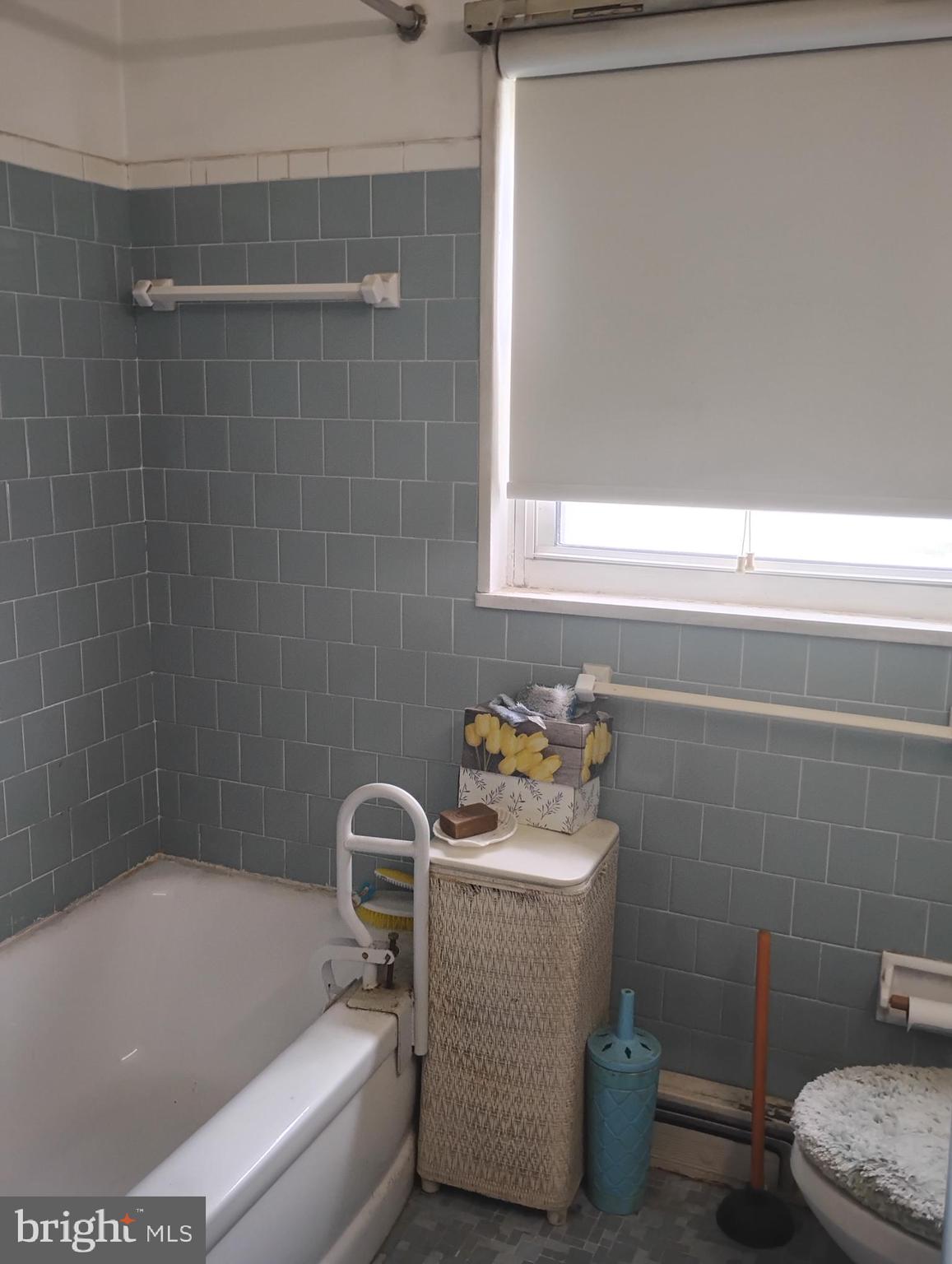 3733 Coronado Road Baltimore, MD 21244 - Photo 28 of 76