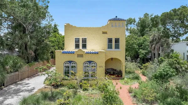 $2,299,000 | 1874 6th Street, Sarasota, FL 34236