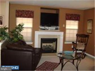 213 Raintree Crossing Hatfield, PA 19440 - Photo 6 of 8 Gallery Image 6