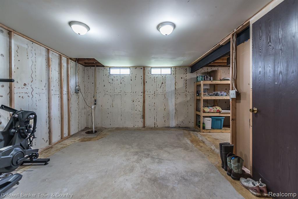 2400 Byrnes Road Lansing, MI 48906 - Photo 22 of 35 Gallery Image 22