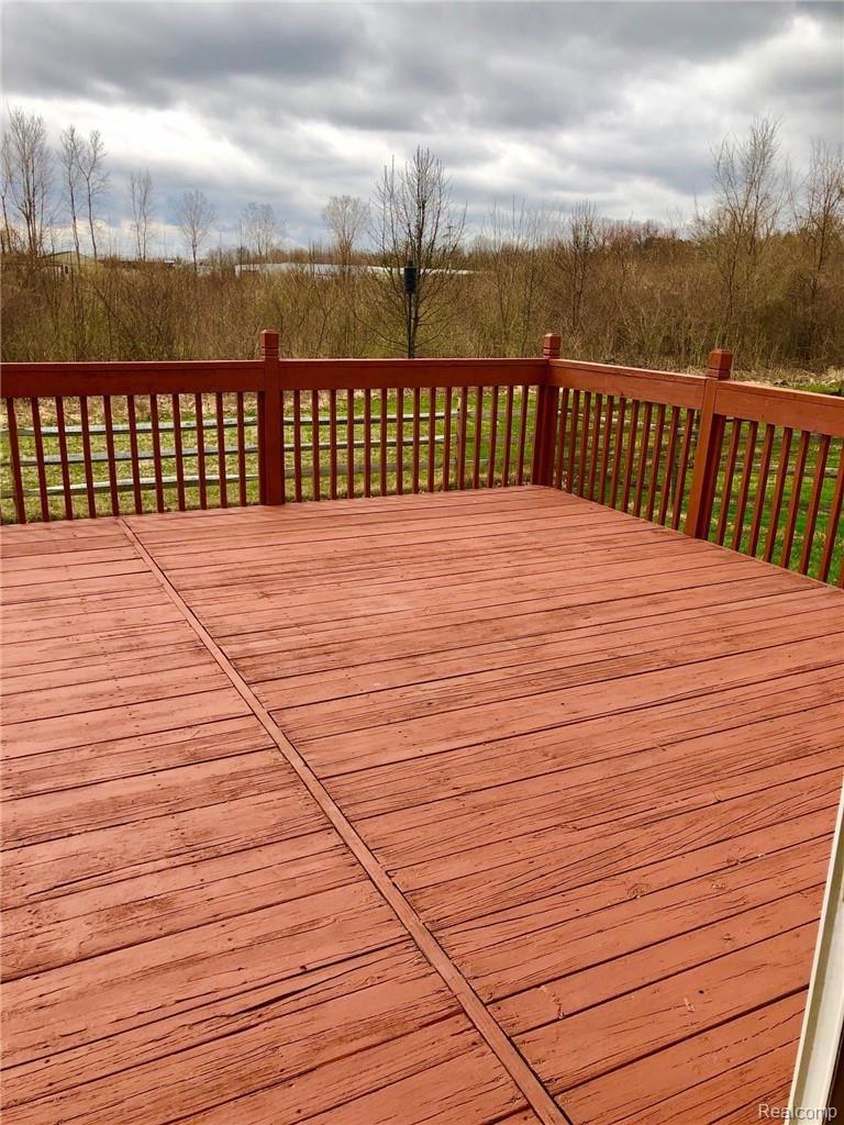 905 Hunting Creek Road Temperance, MI 48182 - Photo 22 of 27 Huge deck