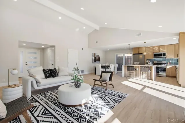 $899,999 | 3501 Redwood Street, Oceanside, CA 92058