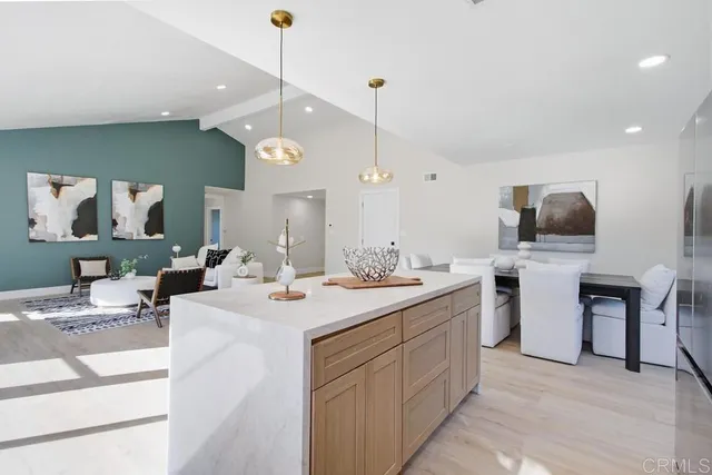 $899,999 | 3501 Redwood Street, Oceanside, CA 92058