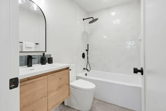 $899,999 | 3501 Redwood Street, Oceanside, CA 92058