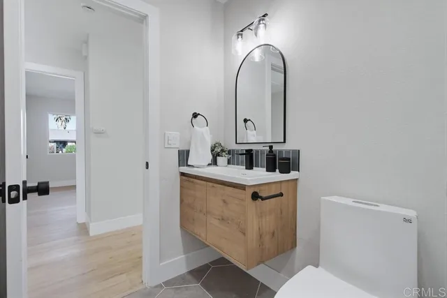 $899,999 | 3501 Redwood Street, Oceanside, CA 92058