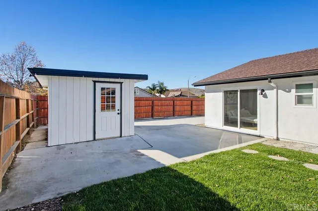 $899,999 | 3501 Redwood Street, Oceanside, CA 92058