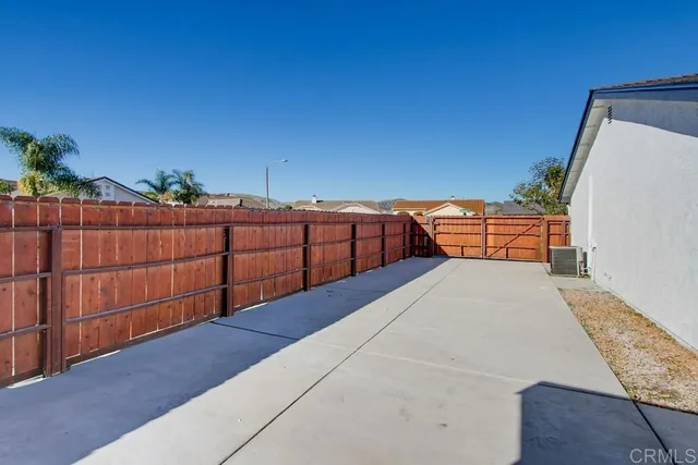 $899,999 | 3501 Redwood Street, Oceanside, CA 92058