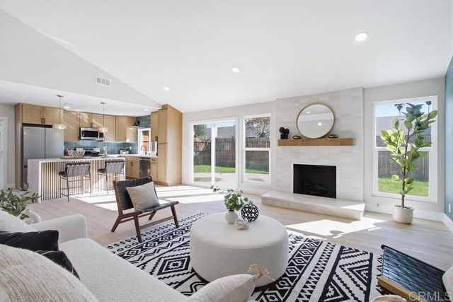 $899,990 | 3501 Redwood Street, Oceanside, CA 92058