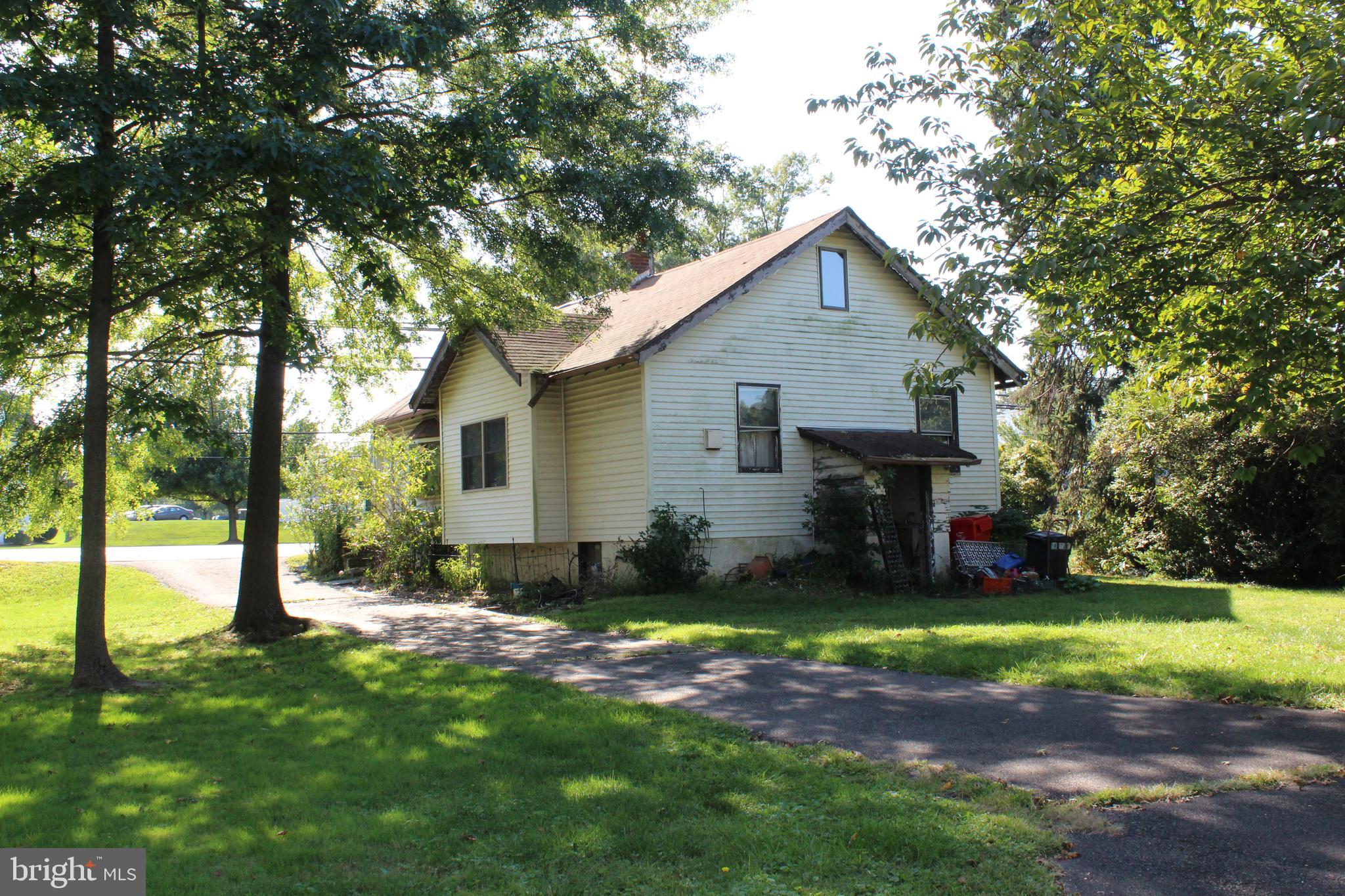 401 East Street Road Warminster, PA 18974 - Photo 3 of 5 Gallery Image 3