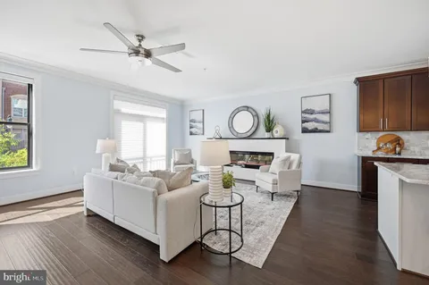 $689,000 | 43565 Michigan Square, Leesburg, VA 20176