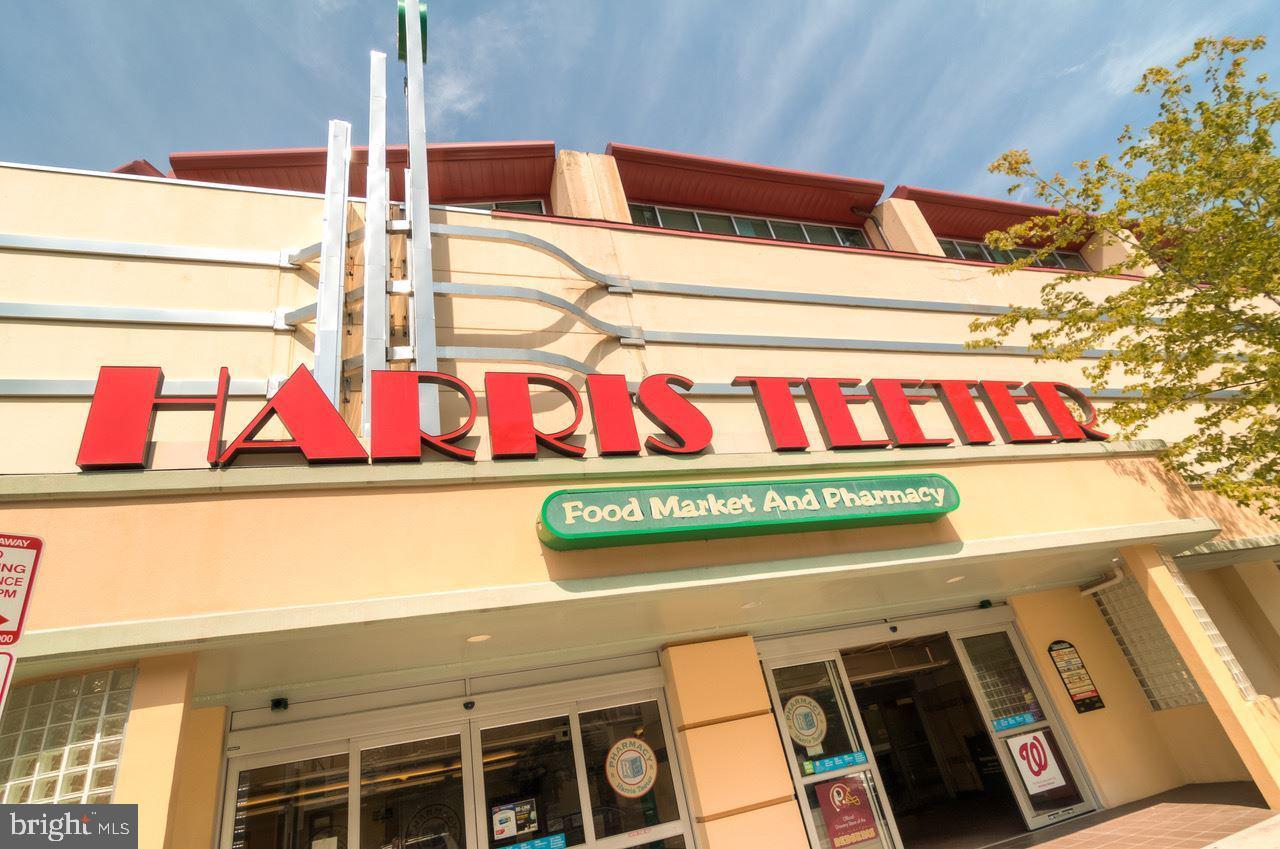 1706 Euclid Street Northwest, Unit 3 Washington, DC 20009 - Photo 4 of 6 Harris Teeter