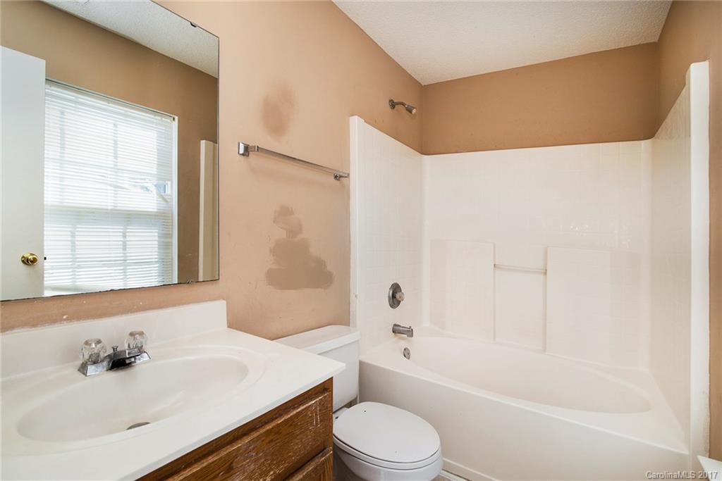 2044 Pimpernel Road Charlotte, NC 28213 - Photo 14 of 19 Gallery Image 14