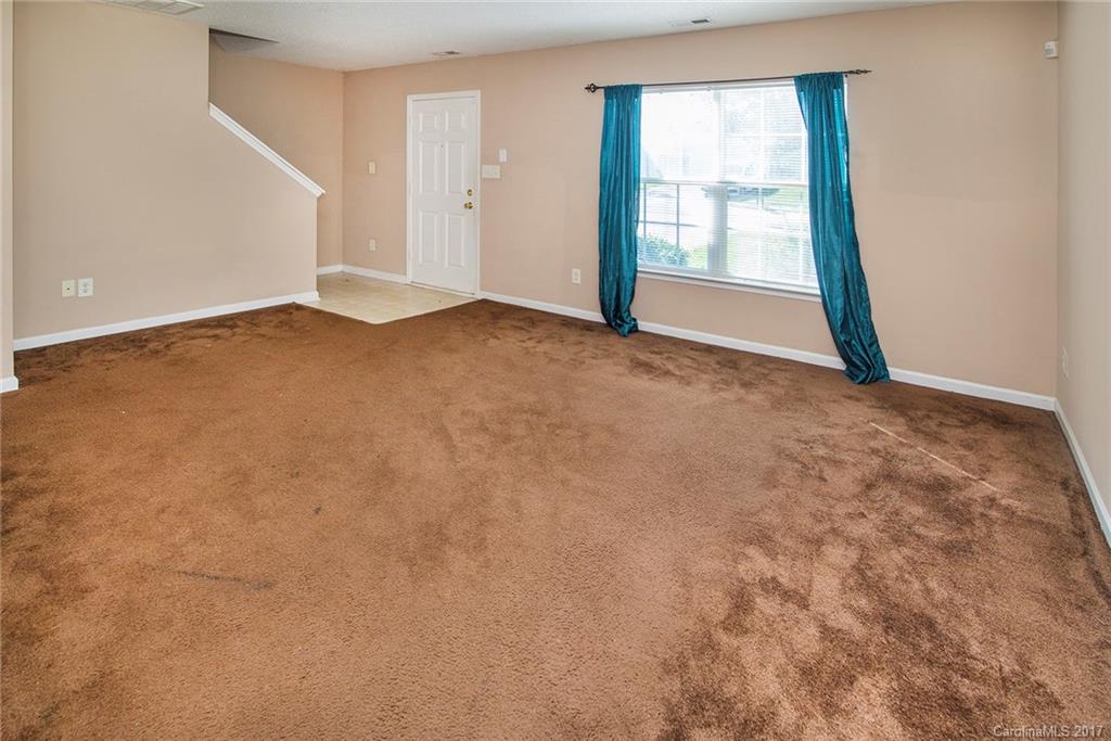 2044 Pimpernel Road Charlotte, NC 28213 - Photo 3 of 19 Gallery Image 3