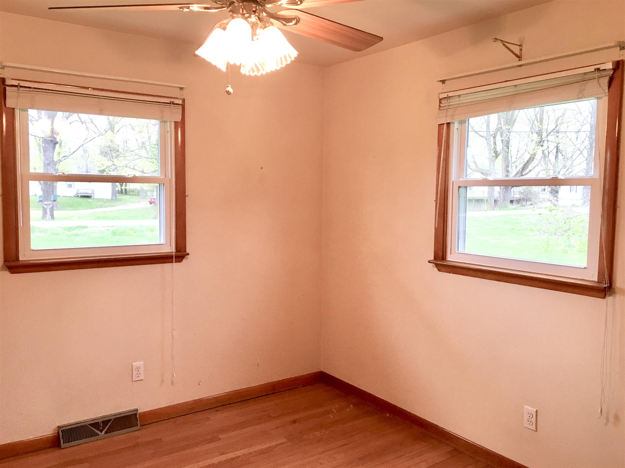 397 Moorman Road Bloomington, IN 47403 - Photo 18 of 32 Gallery Image 18