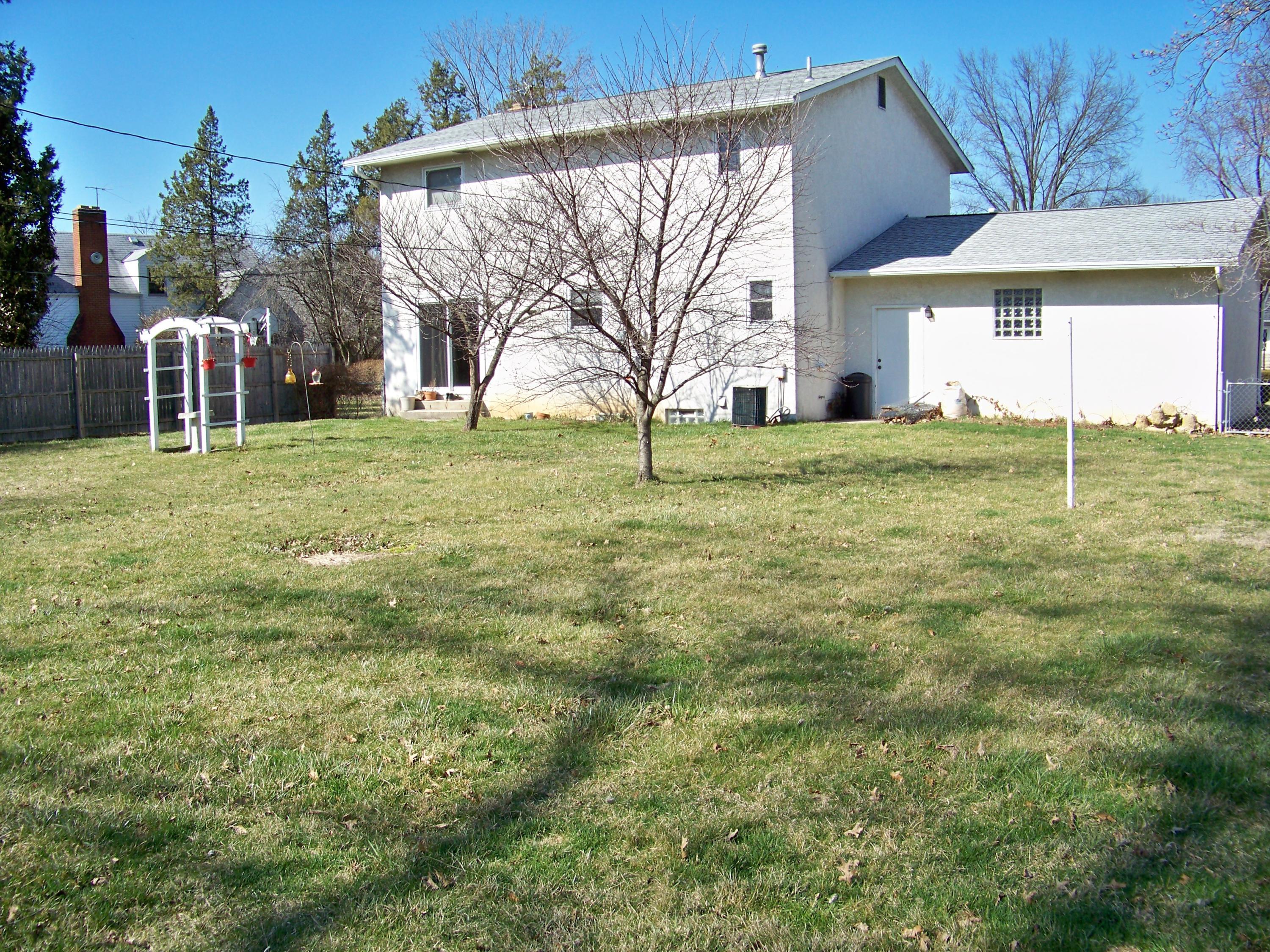 5237 Bagley Road Columbus, OH 43232 - Photo 7 of 10 Gallery Image 7