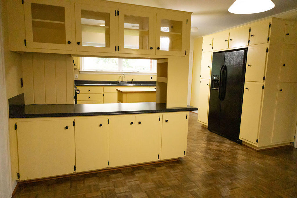 201 Overhill Road Walterboro, SC 29488 - Photo 21 of 30 Kitchen c