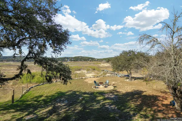 $340,000 | 622 Pebble Beach Road, Lakehills, TX 78063