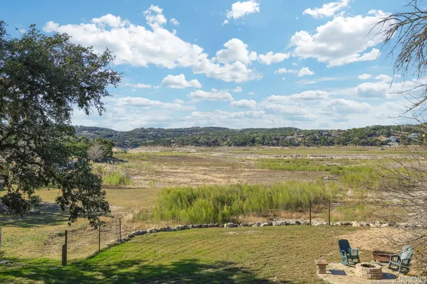 $340,000 | 622 Pebble Beach Road, Lakehills, TX 78063
