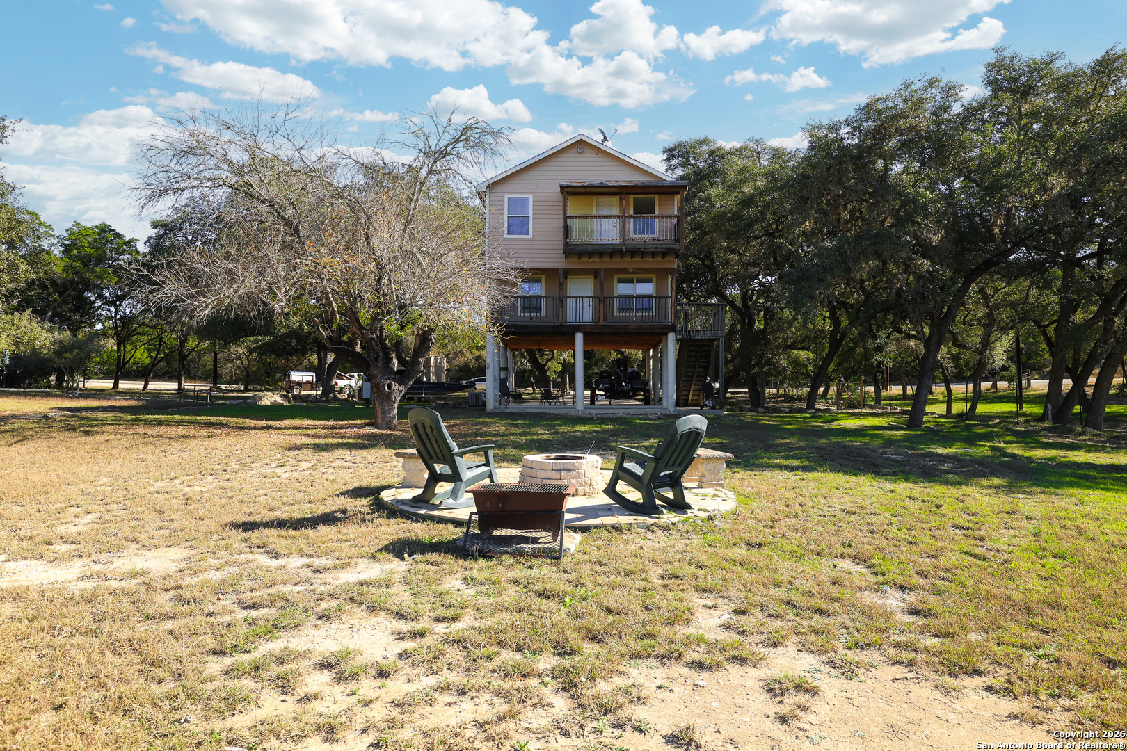 622 Pebble Beach Road Lakehills, TX 78063 - Photo 3 of 39