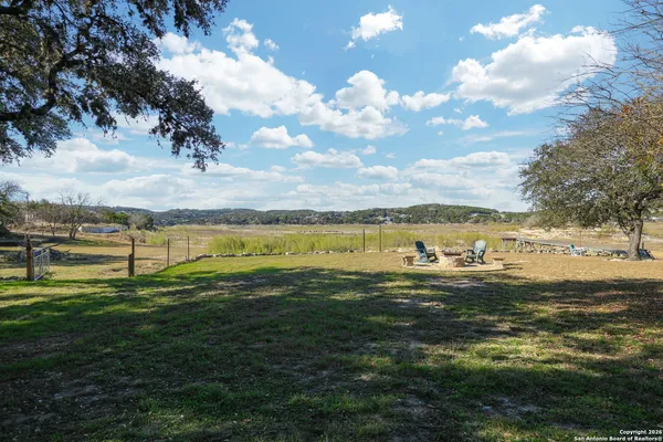 $340,000 | 622 Pebble Beach Road, Lakehills, TX 78063