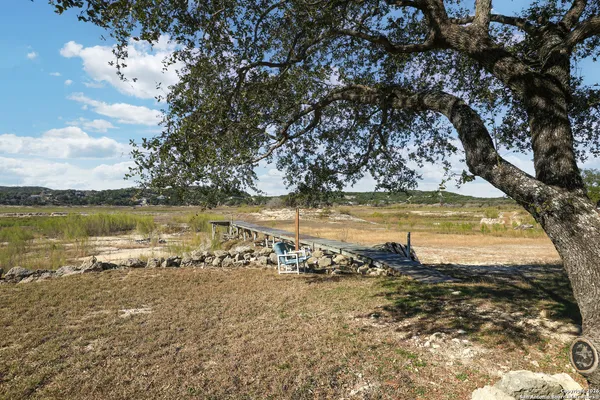 $340,000 | 622 Pebble Beach Road, Lakehills, TX 78063
