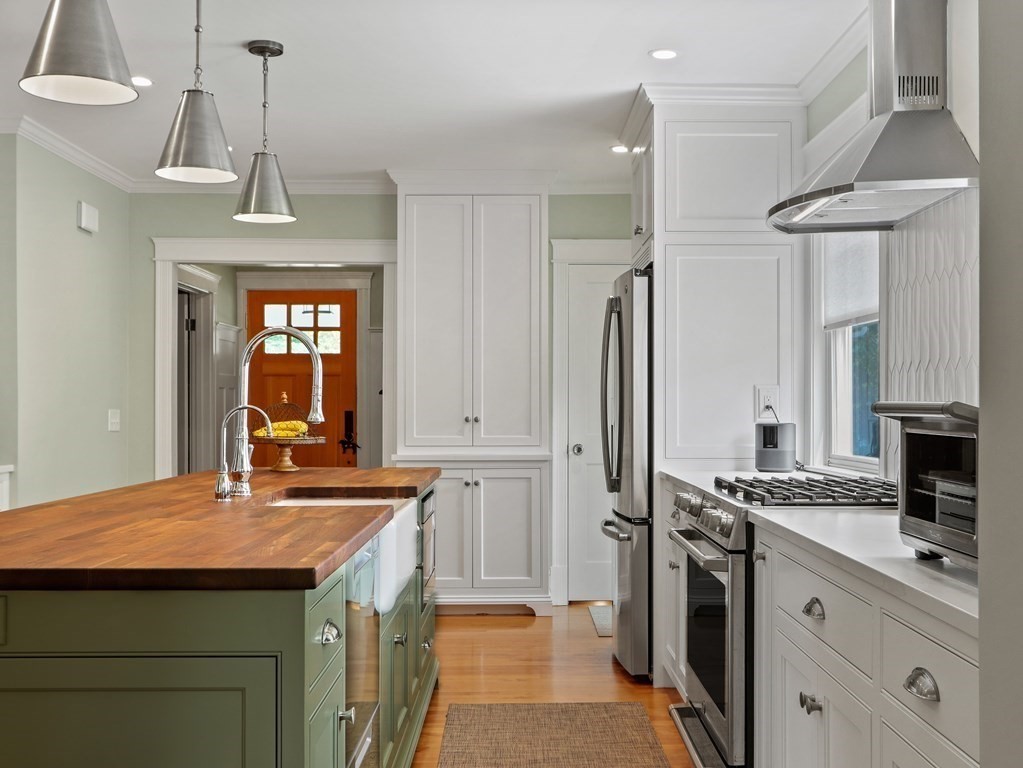 59 High Street Needham, MA 02494 - Photo 7 of 37 Gallery Image 7