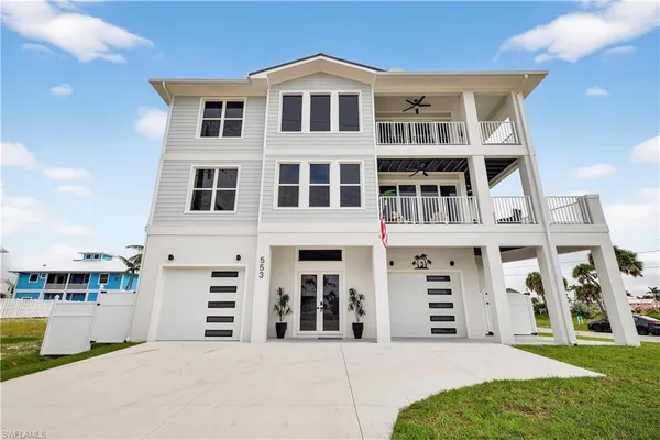 $2,499,000 | 553 Estero Boulevard, Fort Myers Beach, FL 33931