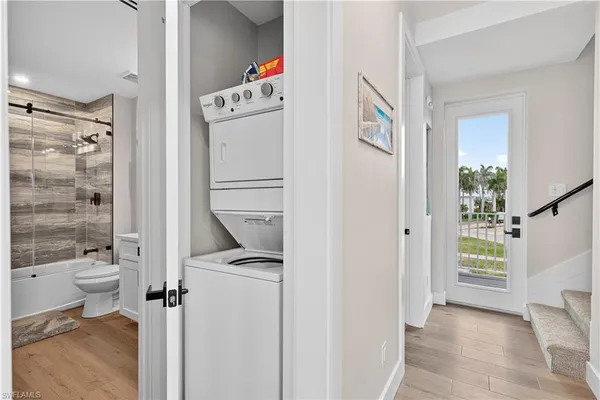 $2,499,000 | 553 Estero Boulevard, Fort Myers Beach, FL 33931