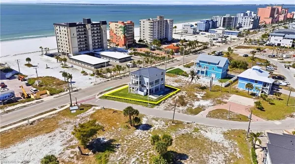 $2,499,000 | 553 Estero Boulevard, Fort Myers Beach, FL 33931