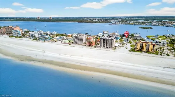 $2,499,000 | 553 Estero Boulevard, Fort Myers Beach, FL 33931