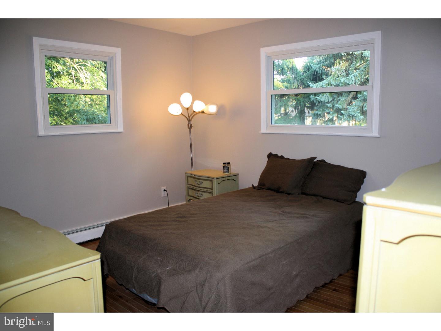 1074 Davisville Road Warminster, PA 18974 - Photo 12 of 19 Gallery Image 12