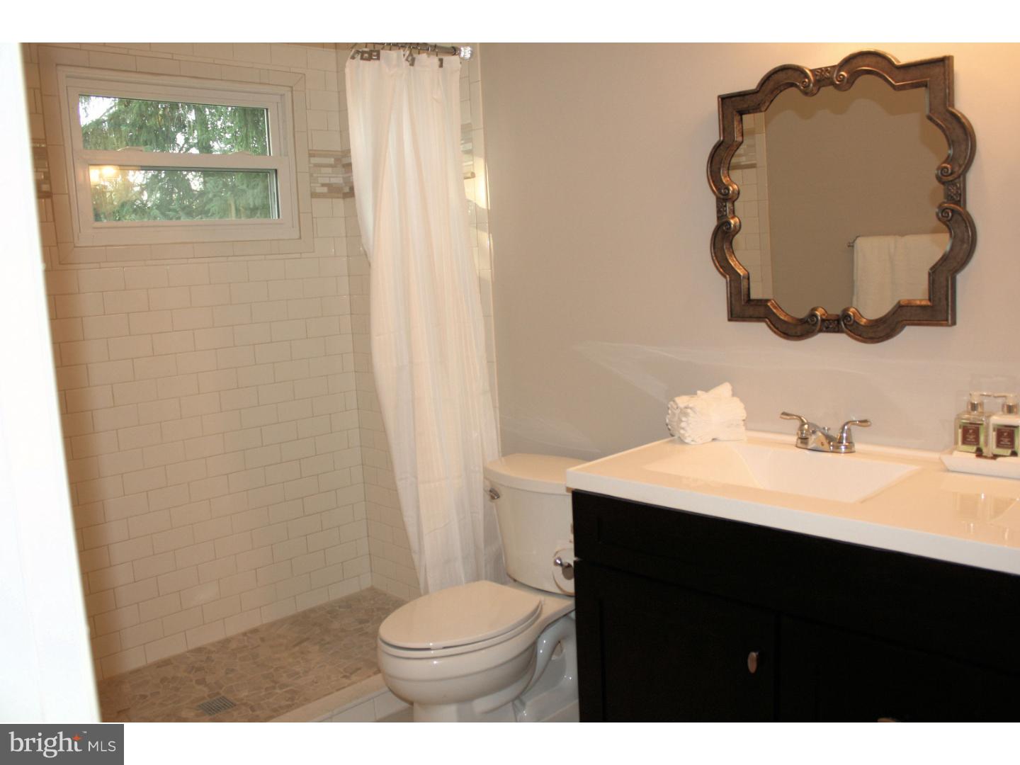 1074 Davisville Road Warminster, PA 18974 - Photo 9 of 19 Gallery Image 9