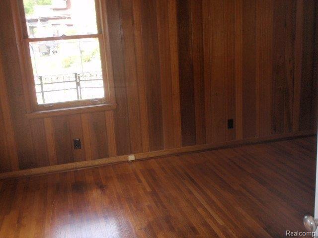 19475 Afton Road Highland Park, MI 48203 - Photo 7 of 7 19475 bedroom 1