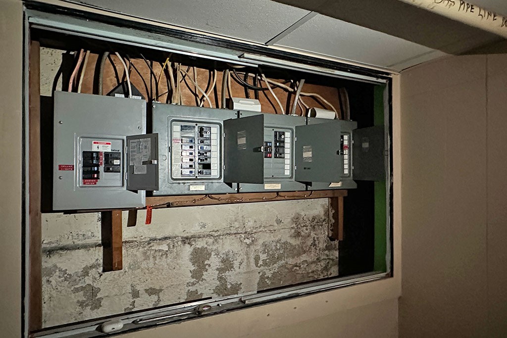 187 Sisson Street Pawtucket, RI 02860 - Photo 43 of 48 Utilities