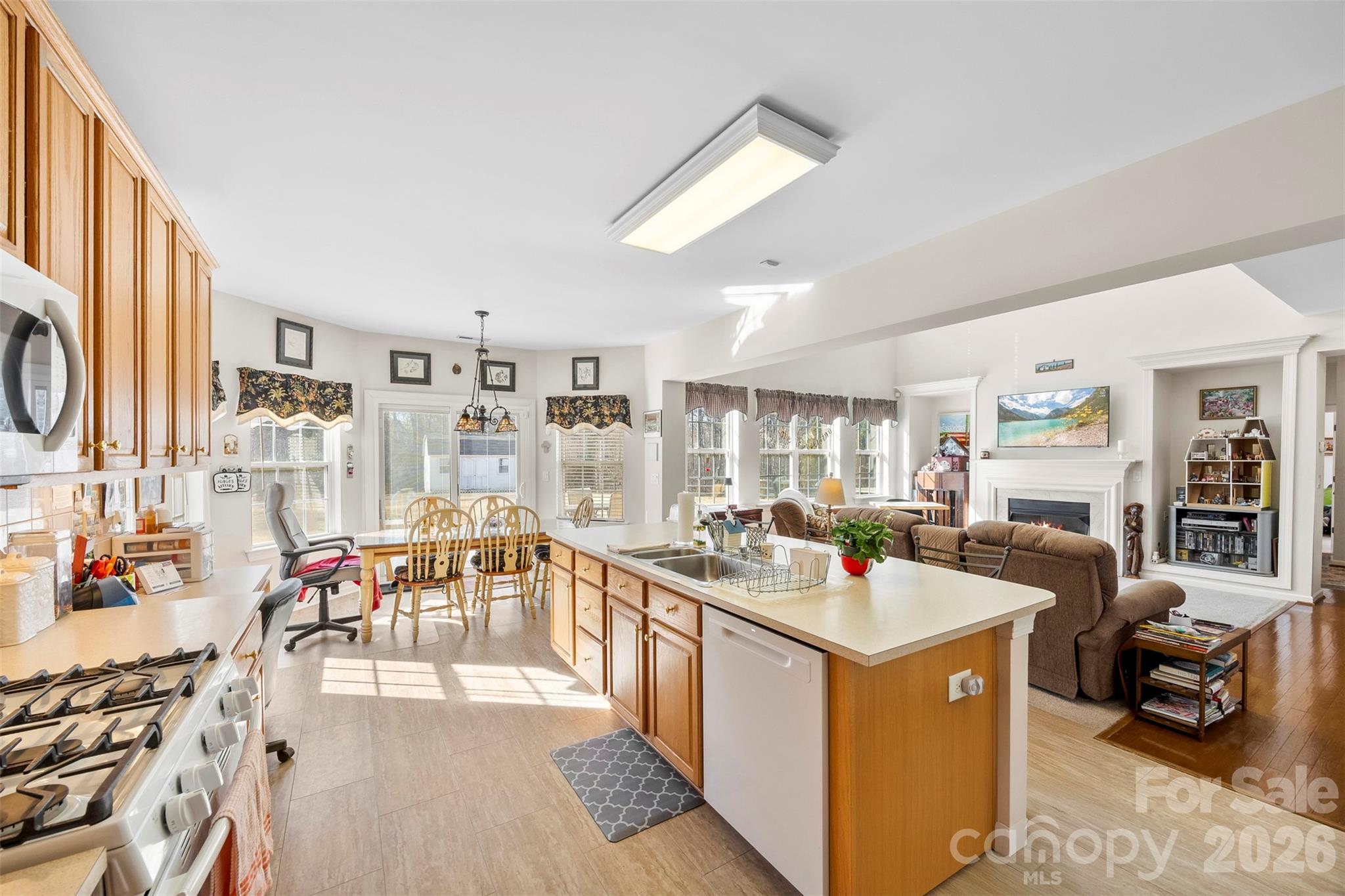 4351 Crest Line Lane Harrisburg, NC 28075 - Photo 7 of 24