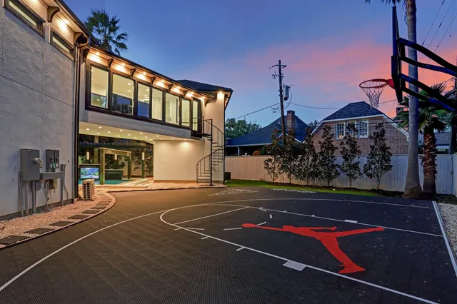 a view of street with large building