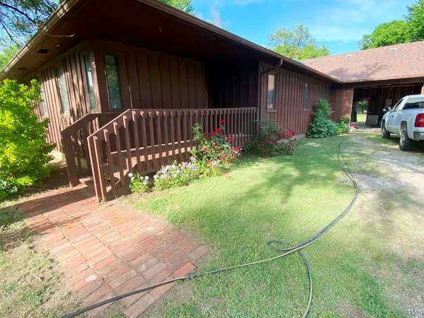 $149,500 | 1605 Ash Street, Harper, KS 67058