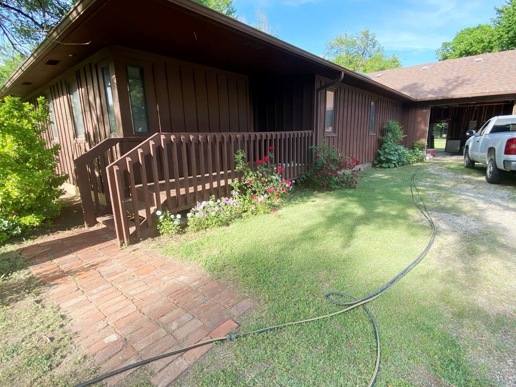 1605 Ash Street Harper, KS 67058 - Photo 7 of 28