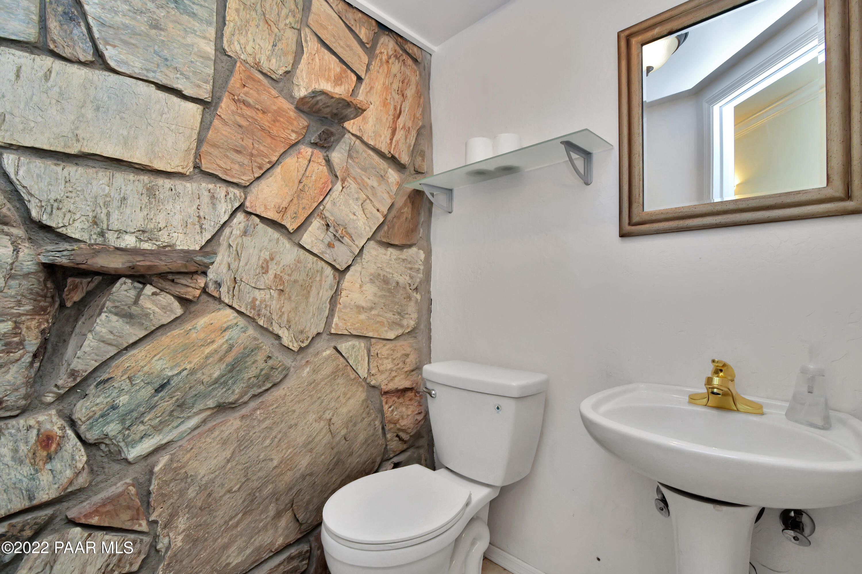 1987 Estrella Road Prescott, AZ 86305 - Photo 8 of 34 Powder room